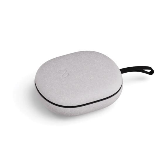 Meta Quest 3 / 3S Compact Carrying Case Meta Quest 3 and Quest 3S compact carrying case open to show felt shell and moulded plastic inner compartments holding headset, controllers, and cables
