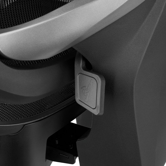 UVI FOCUS PRO Office & Gaming Chair UVI FOCUS PRO office and gaming chair with ventilated mesh backrest, adjustable lumbar support, and ergonomic seat in a neutral studio setting