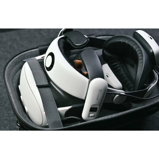 BOBOVR C3 Carrying Case for Quest 3 BOBOVR C3 hard carrying case for Meta Quest 3, closed view showing Dragon Dance exterior material in black