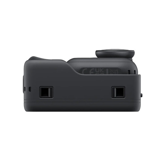 Insta360 GO Ultra Midnight Black Action Camera Insta360 GO Ultra Standard Bundle action camera in Midnight Black, compact design with magnetic mount system