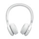 JBL LIVE 670NC bele naglavne slušalke z mehkim naglavnim trakom in True Adaptive Noise Cancelling tehnologijo