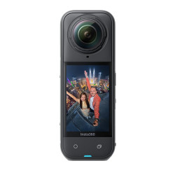 Insta360 X5 Starter Bundle action camera