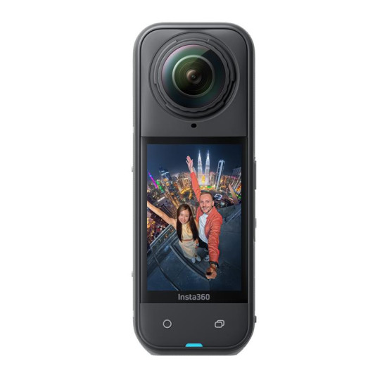 Insta360 X5 akcijska kamera Essentials Bundle z velikimi senzorji in trojnim AI čipom za 360-stopinjsko snemanje v 11K ločljivosti