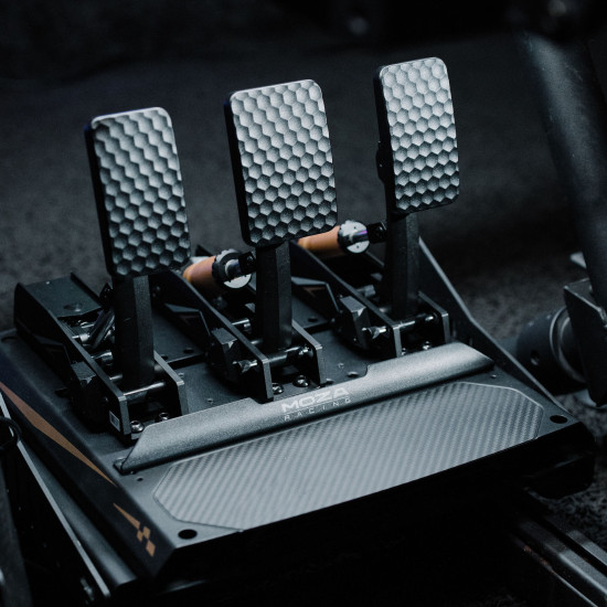 MOZA CRP2 RS067 clutch pedal in aluminium and steel construction, designed for sim racing setups